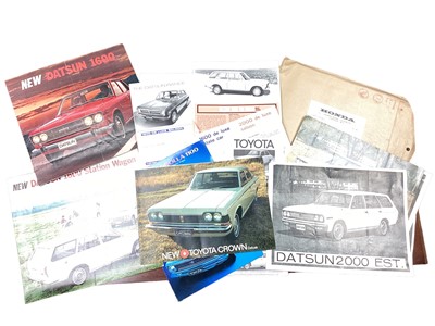 Lot 2189 - Collection of 1960s and 70s Japanese car sales brochures to include Datsun, Honda and Toyota (approximately 10 brochures).