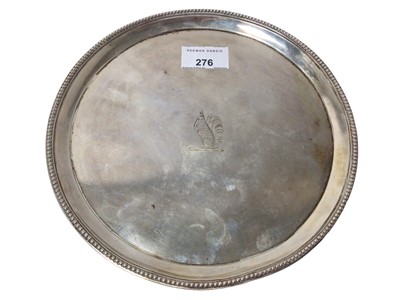 Lot 276 - Georgian silver salver (1784 / 1785)