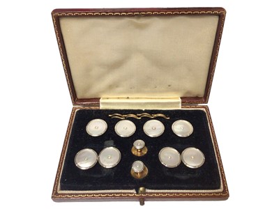 Lot 253 - Set of 9ct gold and platinum, mother of pearl and seed pearl dress studs and cufflinks, in fitted leather box