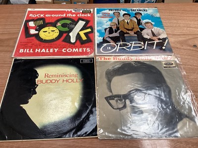 Lot 2275 - Collection of 1960s and later records including Elvis, Roy Orbison, Cliff Richard etc (1 box)