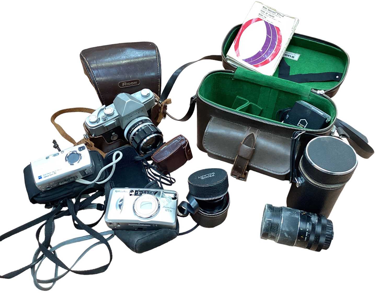 Lot 2363 - Camera and accessories