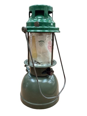 Lot 2596 - 1950s Military issue green Bialaddin Paraffin lamp, Military Model 305, Cat No JA 5557 - 1954, with two loose mantles, together with a Haw’s Abbey pressure sprayer. Paraffin lamp 51.5cm to top of h...
