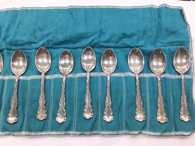 Lot 1022 - Set of 12 American Birks sterling silver teaspoons in original cloth bag