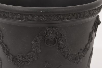 Lot 141 - Wedgwood black basalt jardinière