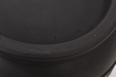 Lot 141 - Wedgwood black basalt jardinière