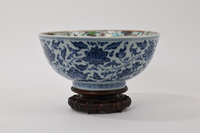 Lot 110 - Antique Chinese porcelain blue and white and famille rose bowl (with wooden stand)