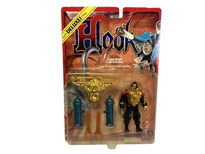 Lot 120 - Mattel (c1991) Hook Skull  Armor 5" action figure Captain Hook, on card with bubblepack No.4075 (1)