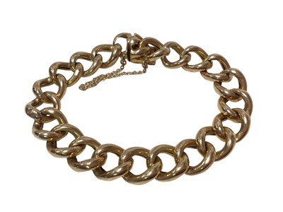 Lot 509 - Gold curb link bracelet