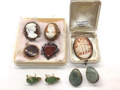 Lot 1111 - Edwardian 9ct rose gold mounted agate revolving fob, spiral of gold and jade earrings, a pair of Morningstar silver earrings, Catherine Popesco silver and enamel heart shaped brooch and three Itali...