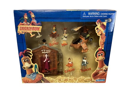 Lot 123 - Playmates Dreamworks (c2000) Chicken Run Collectable figure Gift Set, with window box No.40283 & on card with bubblepack No.s 40201-40203