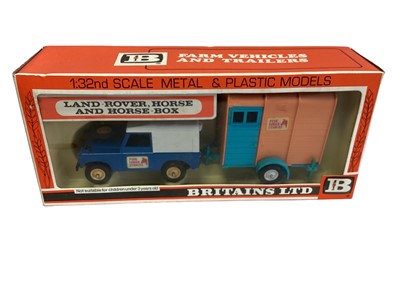 Lot 203 - Britains Land Rover , Horse & Horse Box, in window box No.9573 (1)