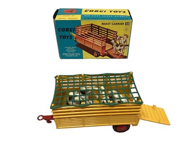 Lot 189 - Corgi Constructor Set (Commer 3/4 Ton Chassis) GS/24 and Beast Carrier No.58, both boxed (2)