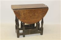 Lot 1484 - Late 17th / early 18th century oak gateleg...