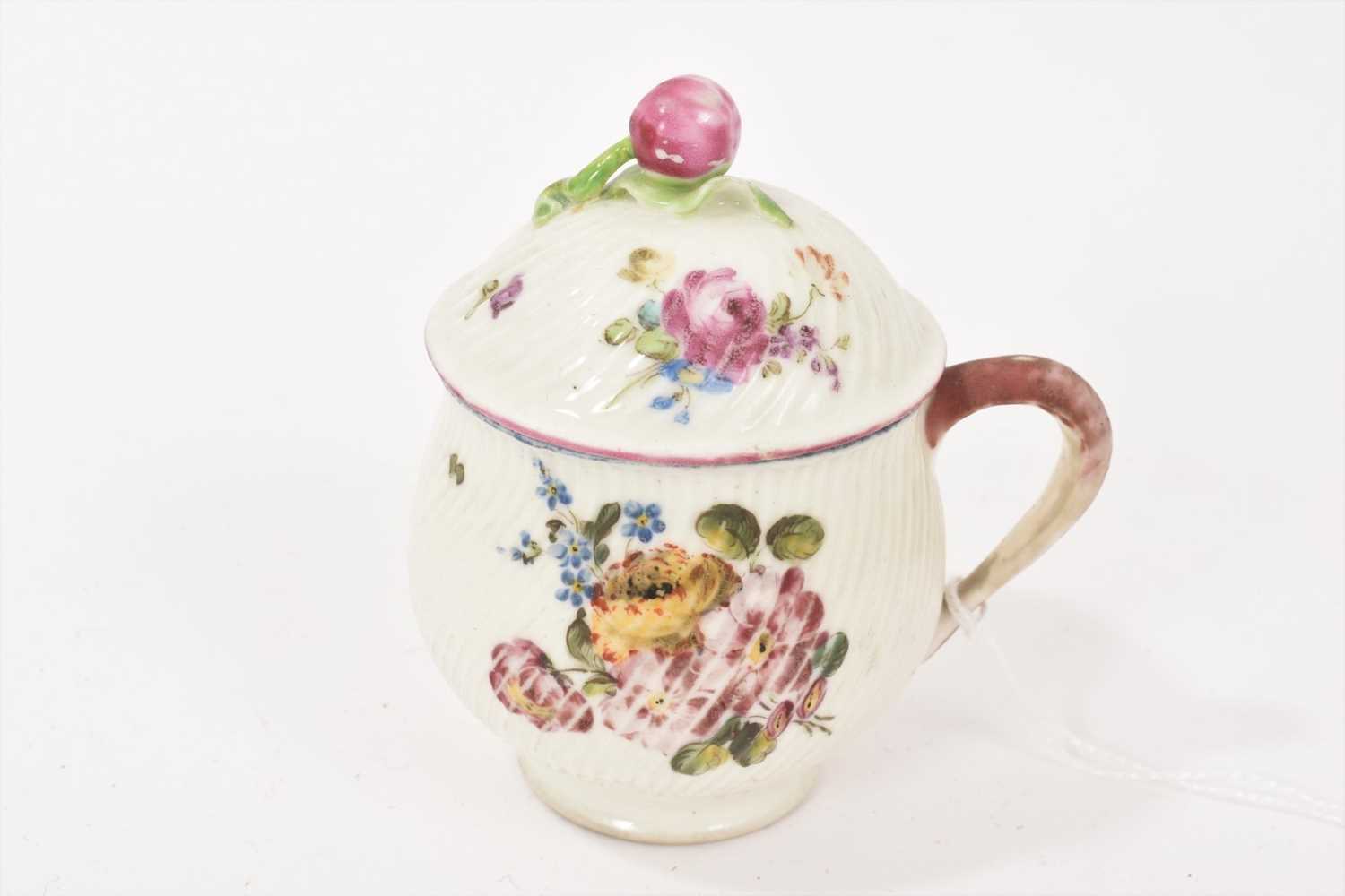 Lot 49 - Mennecy spirally fluted custard cup and cover, circa 1760