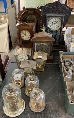 Lot 191 - Collection of mantel clocks