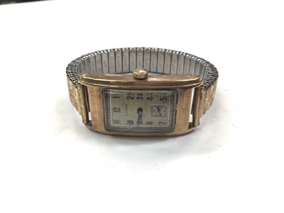 Lot 1011 - Art Deco Gentlemens Cyma 9ct gold cased wristwatch in tank shaped case
