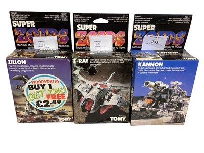 Lot 233 - Tomy (1984-1986) Super Zoids Zillion No.2592 (Woolworths Sticker), Kannon No.2592 & Z-Ray No2580, boxed (3)