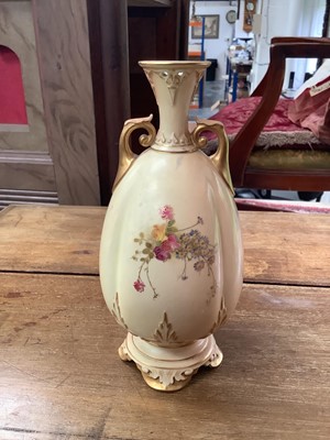 Lot 229 - Royal Worcester blush ivory vase, other ceramics