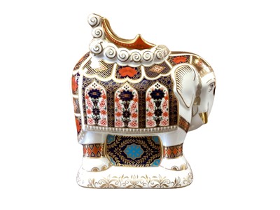 Lot 1115 - Large Royal Crown Derby elephant paperweight, stopper missing - Large Royal Crown Derby elephant paperweight, stopper missing