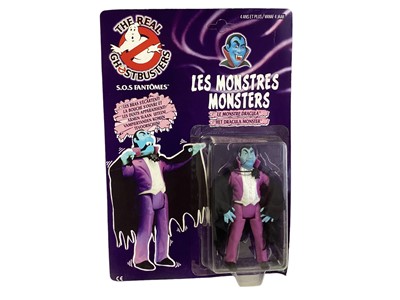 Lot 252 - Kenner (1986-1991) The Real Ghostbusters Monsters (French/Dutch Version) Dracula, on card (curled) with bubblepack (1)