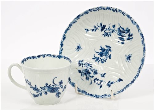Lot 14 - 18th century Worcester blue and white...