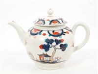 Lot 16 - 18th century Worcester Imari palette teapot...
