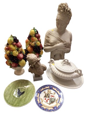 Lot 303 - Two resin female busts, a pair of decorative fruit urn ornaments, two plates and a tureen with cover on stand