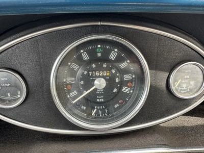 Lot 1 - 1974 Morris Mini 1000 Automatic, reg. no. THJ 165N