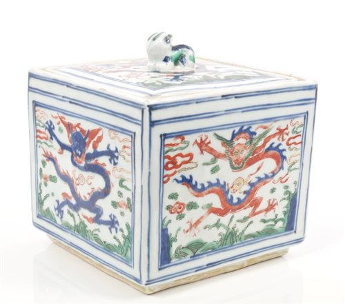 Lot 44 - Rare Chinese Ming porcelain Wucai square box...