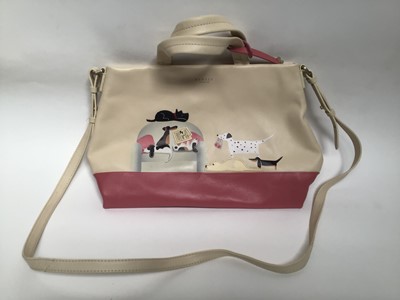 Lot 2062 - Radley Sunday Snooze zip top leather handbag with dustbag and shoulder strap.