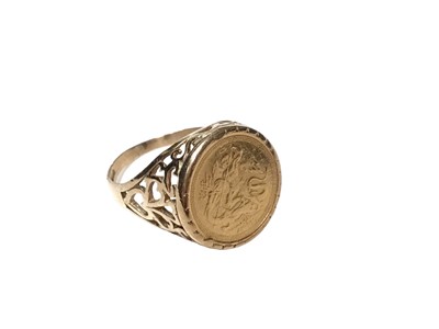 Lot 13 - Isle of Man 1/20th Angel gold coin in 9ct gold ring mount, size S
