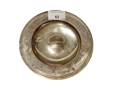 Lot 62 - Silver Armada dish by Mappin & Webb (London 1979) 14.5cm diameter