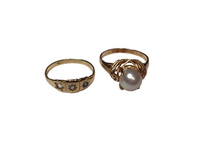 Lot 84 - 18ct gold cultured pearl single stone ring and an 18ct gold sapphire and diamond ring (one stone missing)