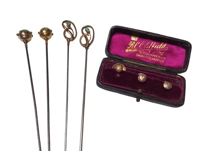 Lot 91 - Two pairs of 9ct gold mounted hat pins set with turquoise cabochons, together with a pair of Victorian 9ct gold dress studs and a 10ct gold stud in fitted case