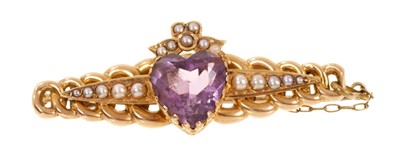 Lot 532 - Edwardian 15ct gold heart shape amethyst and seed pearl brooch