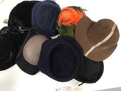 Lot 2092 - Vintage hats including shaped felt by Herbert Johnson, velvet and net by Herbert Johnson, Feathers by Woolsand, Vero & Everitt shaped hat possibly Wern's hat, Liberty floppy brim felt hat, pair of...