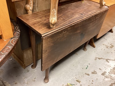 Lot 1455 - George III mahogany dining table on pad feet