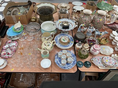 Lot 437 - Mother of pearl caviar dish, majolica basket, blue and white cow creamer and china and glassware.