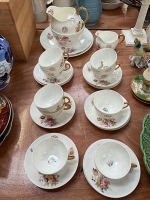 Lot 402 - Coalport tea service with 1862 to 1912 monogram