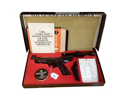 Lot 1007 - Webley Hurricane air pistol in box