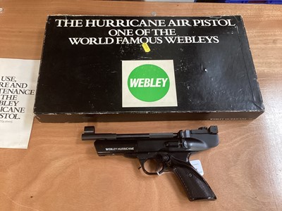 Lot 1007 - Webley Hurricane air pistol in box