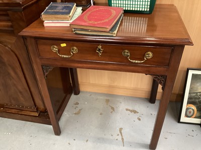 Lot 1366 - Edwardian mahogany side table with single drawer on square chamfered legs with ' Chinese Chippendale' carved blind fret brackets