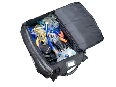 Lot 2485 - Scuba diving equipment