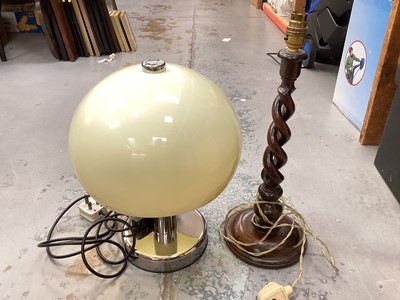 Lot 720 - Table lamps & sundries