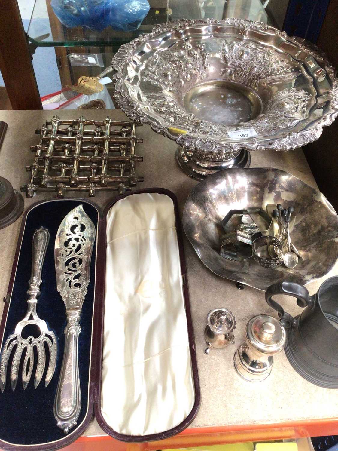 Lot 353 Group of silver plated items