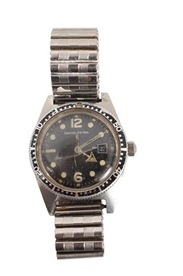 Lot 130 - Late 1960s Smiths Astral "skin diver" stainless steel wristwatch