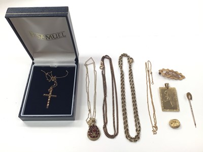 Lot 1021 - Group of 9ct gold chains and pendants, yellow metal rectangular pendant, 9ct gold brooch, Victorian 15ct gold horseshoe stick pin and a gold tooth crown