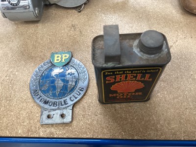 Lot 2157 - BP Autombile Club badge and a Shell motor oil miniature can (2)