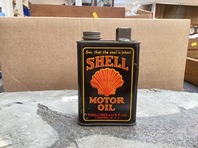 Lot 2157 - BP Autombile Club badge and a Shell motor oil miniature can (2)
