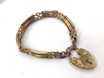 Lot 1046 - 9ct gold bracelet with padlock clasp